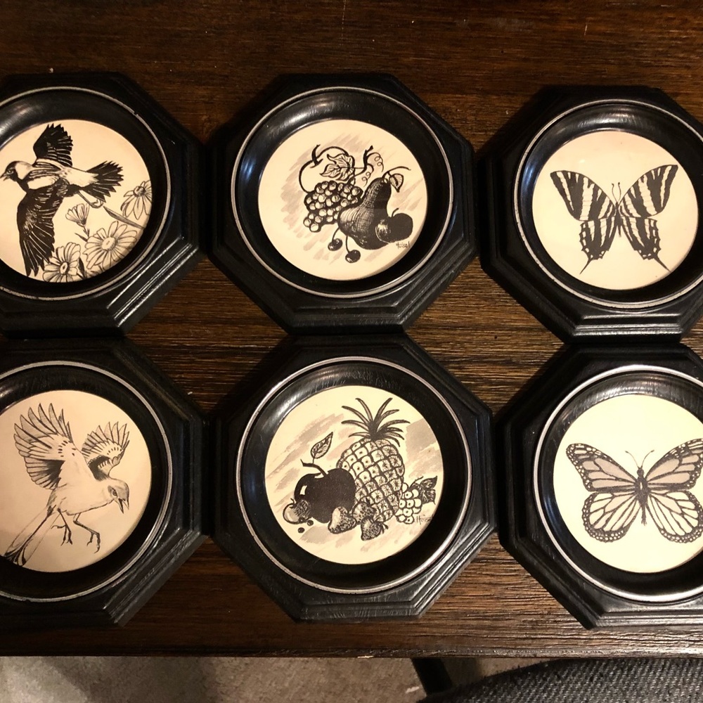 Gallery vintage prints set